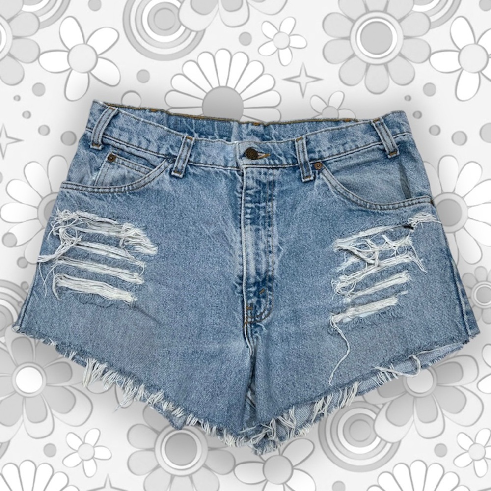 VINTAGE ORANGE TAB LEVIS CUT OFF SHORTS
